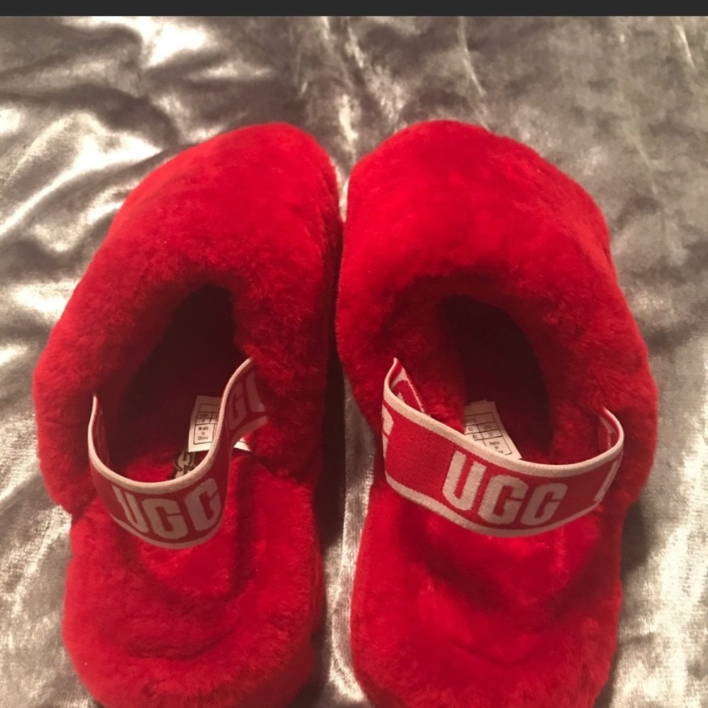 Women Fluff Yeah Slides